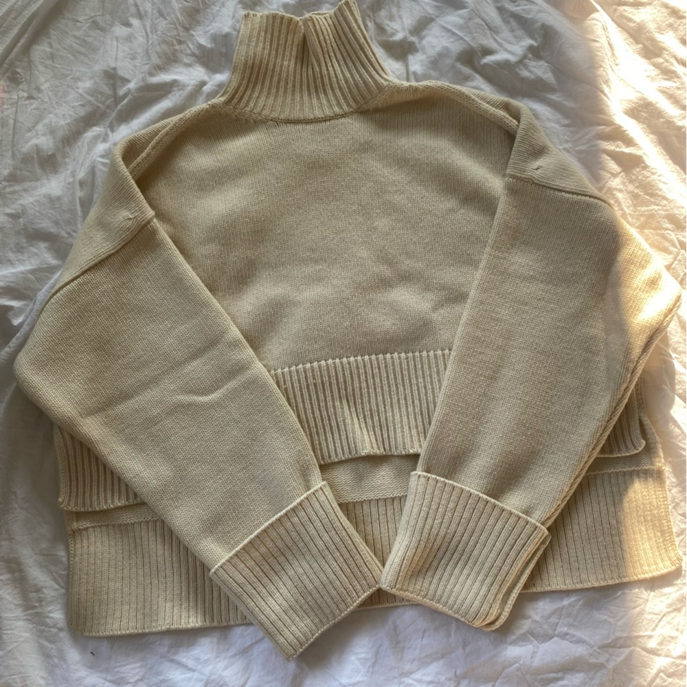Zara woman Cashmere Cream Turtleneck Sweater